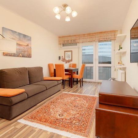 Bright & Cozy Apartments In The City Center By Noclegi Renters Varsóvia Exterior foto